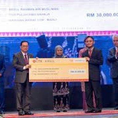 Majlis Santapan Diraja UTM 2024: RM6.4 Juta Dana Pendidikan Dikumpul